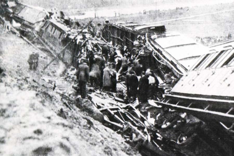 Bihar train tragedy killed more than 750 passengers in 1981.