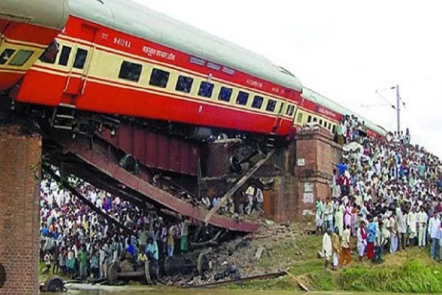 Bihar train tragedy killed more than 750 passengers in 1981.