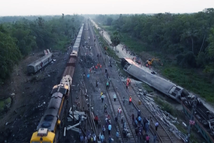 image of train accident 