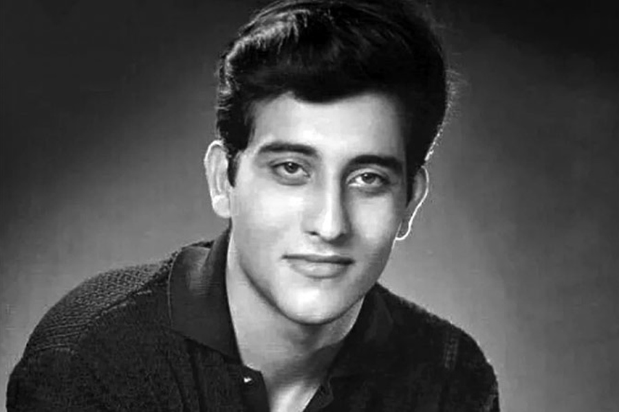 Bollywood actor Sunil Dutt brother did more than 20 films but could not be famous