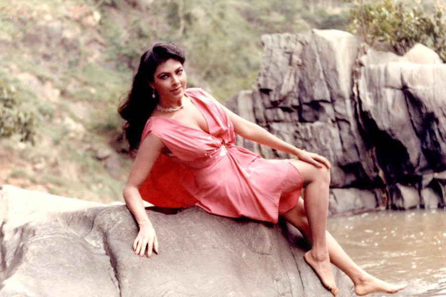 Kimi Katkar