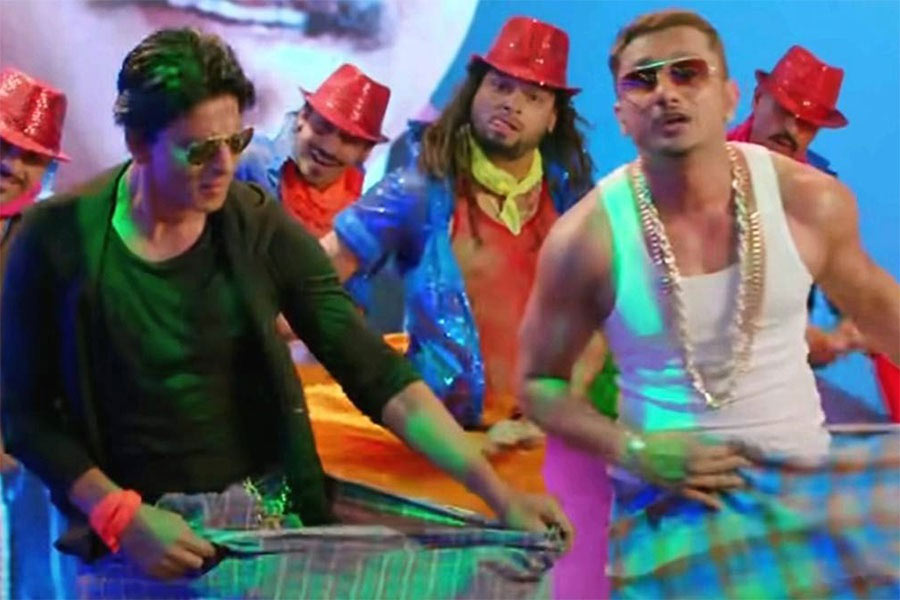 Shahukh Khan and Honey Singh in Lungi Dance song