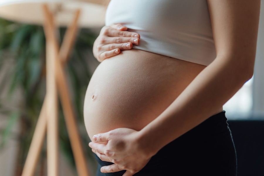 Five lifestyle factors can affect your chances of getting pregnant.