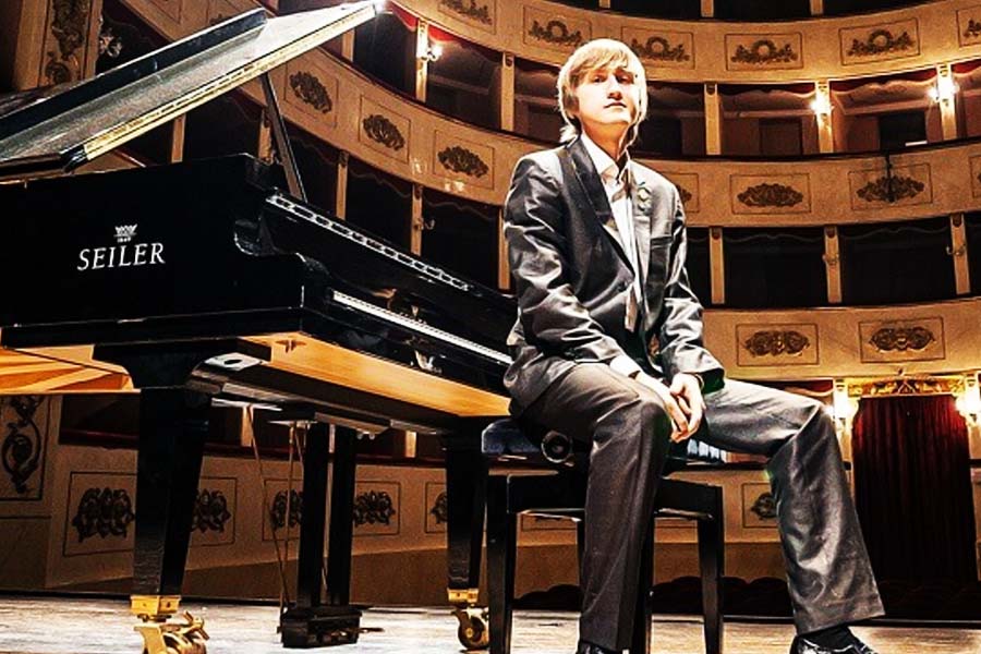 Image of Dmitry Massalev 