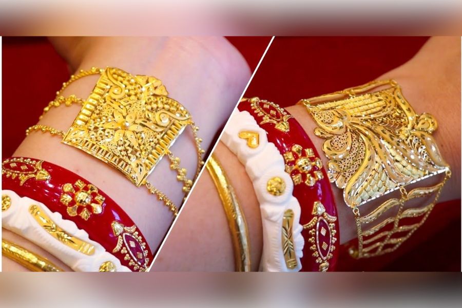 মানতাসা: মানতাসা হল অনেকটা রিসলেটের মতো। কিন্তু এই গয়না বেশ ভারী এবং চওড়া। এটি বেশ পুরনো দিনের গয়না। এটি পরা হয় একেবারে কব্জির কাছে। এটি চওড়া ও চৌকো আকৃতির হয় এবং সঙ্গে চেন লাগানো থাকে। চেন দিয়েই এটি আটকানো হয়। 