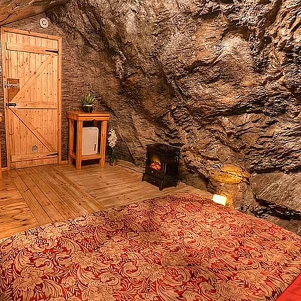 image of hotel in mine 