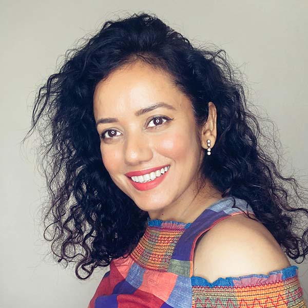  ‘সাহেব বিবি অউর গ্যাংস্টার’ ছবির আগে অবশ্য আরও কয়েকটি আলোচিত ছবিতে অভিনয় করেছিলেন শ্রেয়া। যার মধ্যে অন্যতম হল ‘রাজনীতি’, ‘তনু ওয়েডস মনু’।