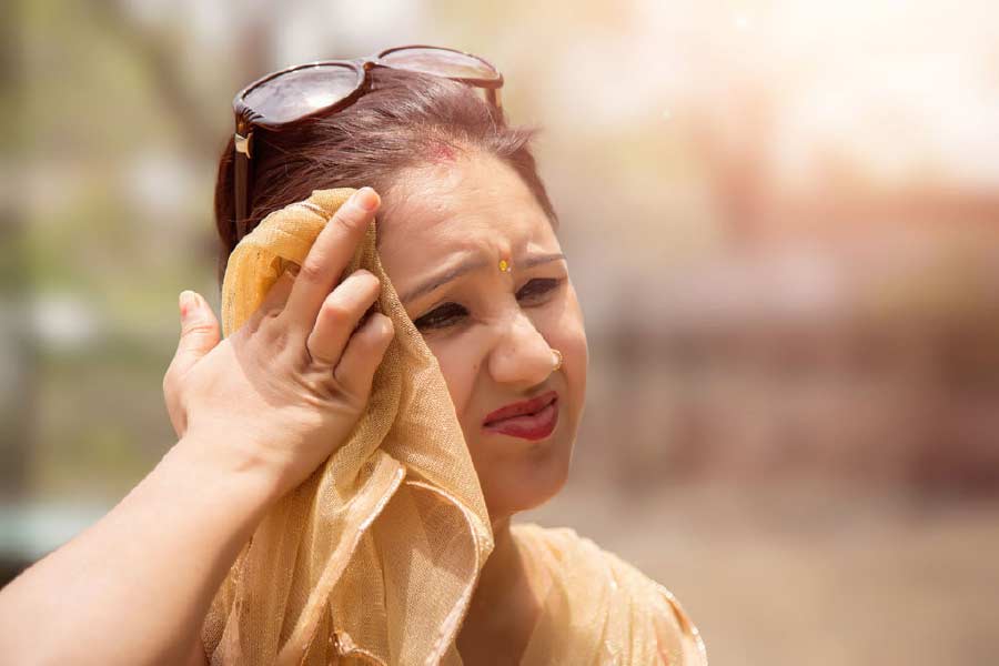 কোন অবস্থানে তাপের কেমন প্রভাব পড়বে, তা নির্ভর করে একাধিক বিষয়ের উপর। আর্দ্রতা এ ক্ষেত্রে বড় ভূমিকা পালন করে।