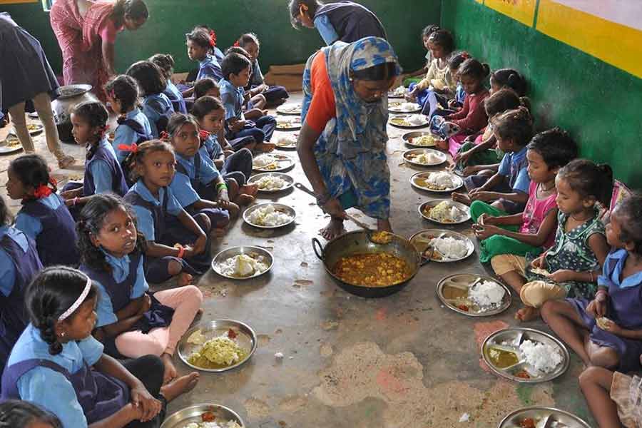 Image of Mid day meal.
