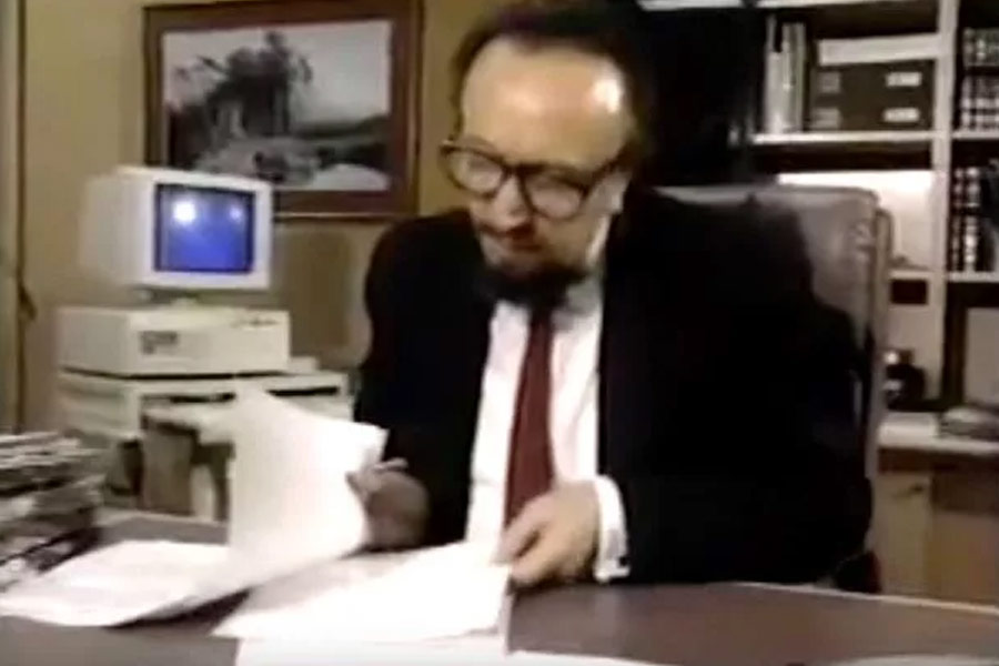 স্টেফানও দমবার পাত্র নন। পাঁচ জন অংশীদার জুটিয়ে নেন তিনি। সকলে মিলে একটি বিক্রয় কেন্দ্রের সব টিকিট কিনে ফেলতেন। অস্ট্রেলিয়ার লটারি সংস্থাগুলি তখন দল বেঁধে লটারির টিকিট কেনা নিষিদ্ধ করে। একটি দলের সকলে একই কেন্দ্রের সব লটারি কিনতে পারবে না।  