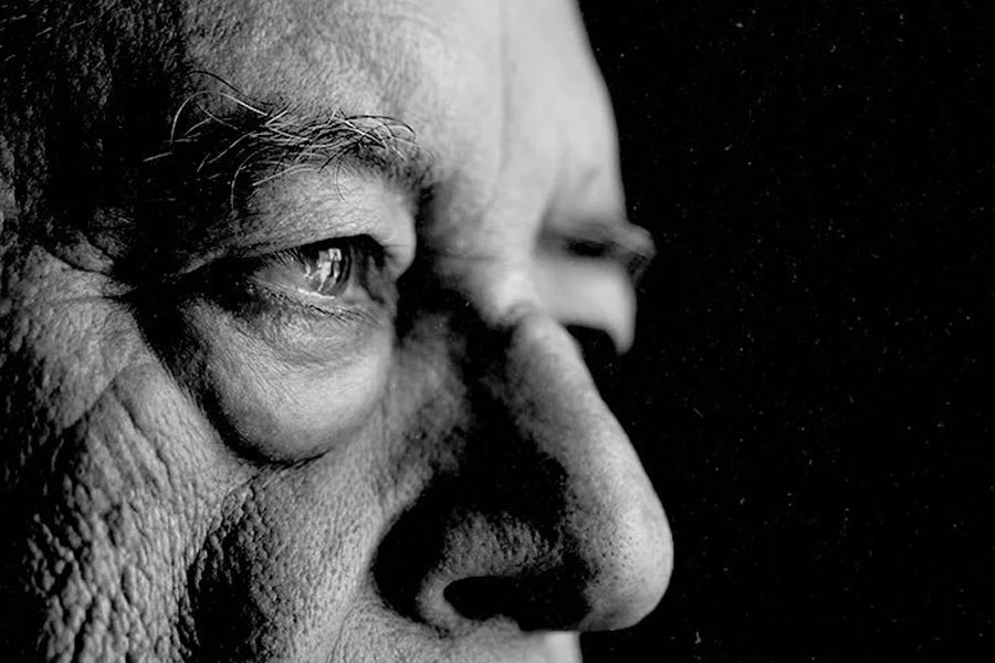 ১৯৯৫ সালে স্টেফান দেউলিয়া ঘোষণা করেন নিজেকে। তাঁর সেই অঙ্কের রহস্য আজও তিনি ছাড়া কেউ সমাধান করতে পারেননি। 