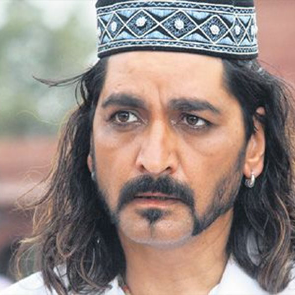 বলি পরিচালক সুধীর মিশ্রের নজরে পড়েন নির্মল। ১৯৯৬ সালে মুক্তিপ্রাপ্ত ‘ইস রাত কি সুভা নেহি’ ছবিতে মুখ্যচরিত্রে অভিনয় করেন নির্মল। কম বাজেটের ছবি হলেও নির্মলের অভিনয় ছিল প্রশংসনীয়।