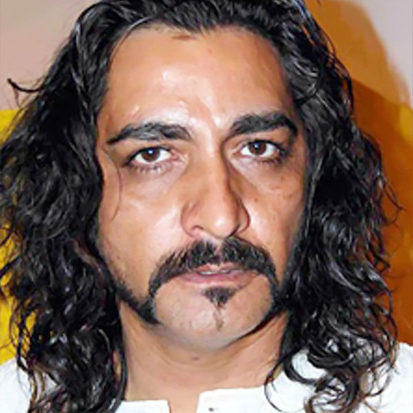 পর পর তিনটি ছবিতে অভিনয় করে বলি ইন্ডাস্ট্রিতে সুখ্যাতি ছড়িয়ে পড়ে নির্মলের। বলিপাড়ার একাংশের অনুমান, এই কারণেই কেরিয়ার তৈরির সময় কেরিয়ারে পতন শুরু হয়ে যায় নির্মলের।