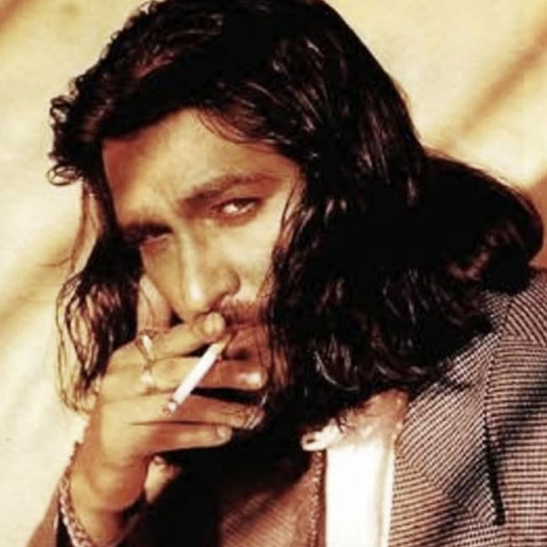 অভিনয়ের পাশাপাশি নির্মল ভাল গান গাইতে পারতেন। কৌসরও লেখালেখির সঙ্গে যুক্ত থাকায় গানের বাণী লিখে ফেলেন তিনি। ওই গানগুলি গেয়ে একটি অ্যালবামও তৈরি করেন নির্মল। কিন্তু মদের প্রতি আসক্তির জন্য গায়ক হিসাবেও কেরিয়ার গড়তে পারলেন না নির্মল।