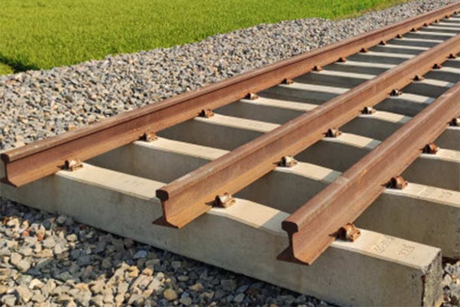 Representation Image of an incomplete railway work