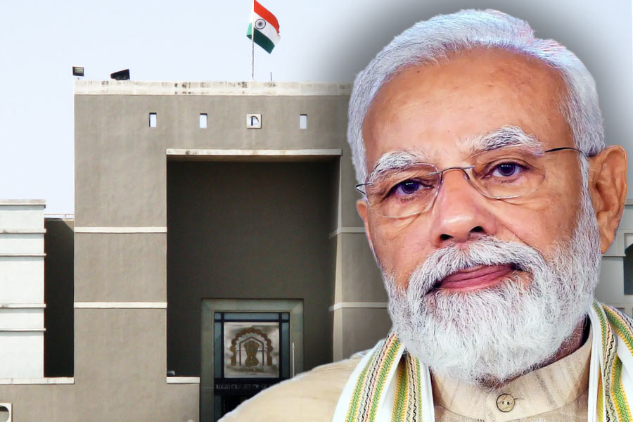 Gujarat High Court says one might like or dislike PM Narendra Modi but should not derogatory comment against him