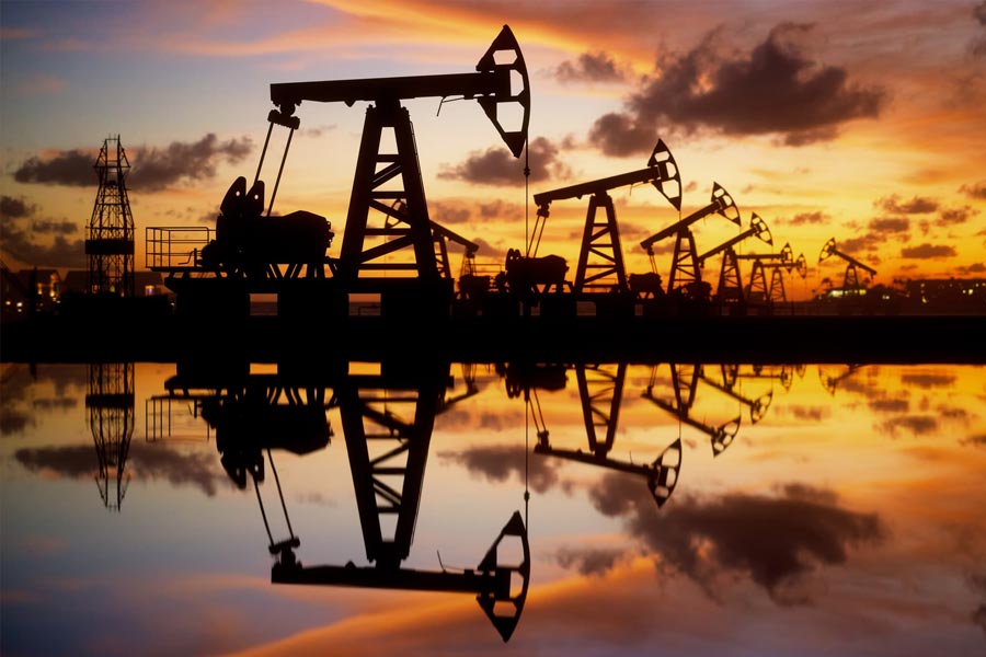 Saudi Arabia has threatened the US and has grown close bond with China.