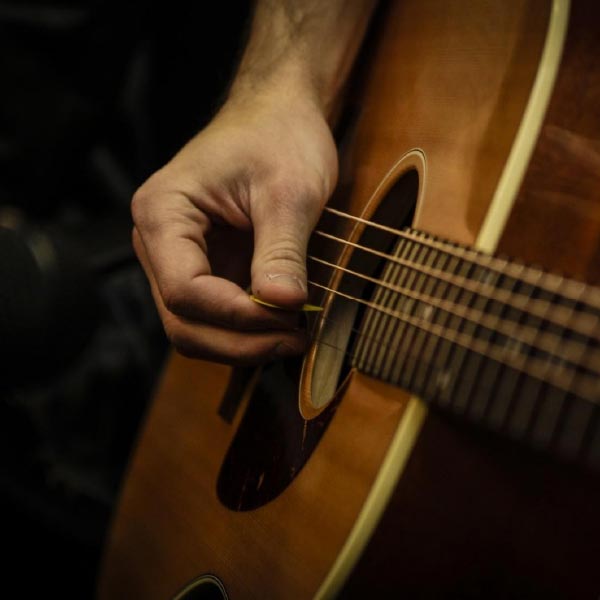 representative image of guitar