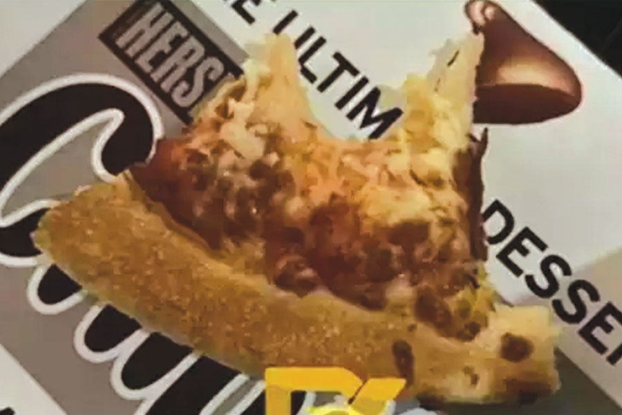 Pizza for Rs 4 crore Canadian Rapper Drake's halfeaten pizza is