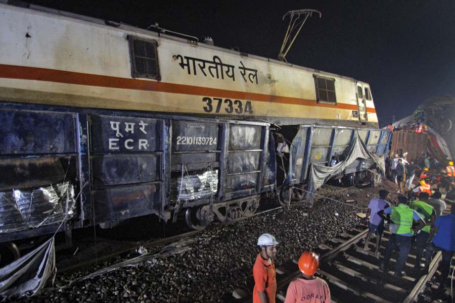 image of Coromandel Express accident