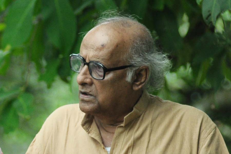 picture of paran bandopadhyay