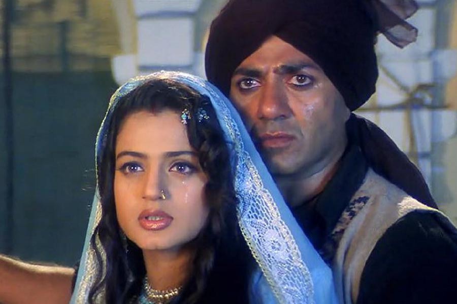 বলিপাড়া সূত্রে খবর, তারা সিংহের চরিত্রে অভিনয় করতে ৫ কোটি টাকা পারিশ্রমিক নিয়েছেন সানি।