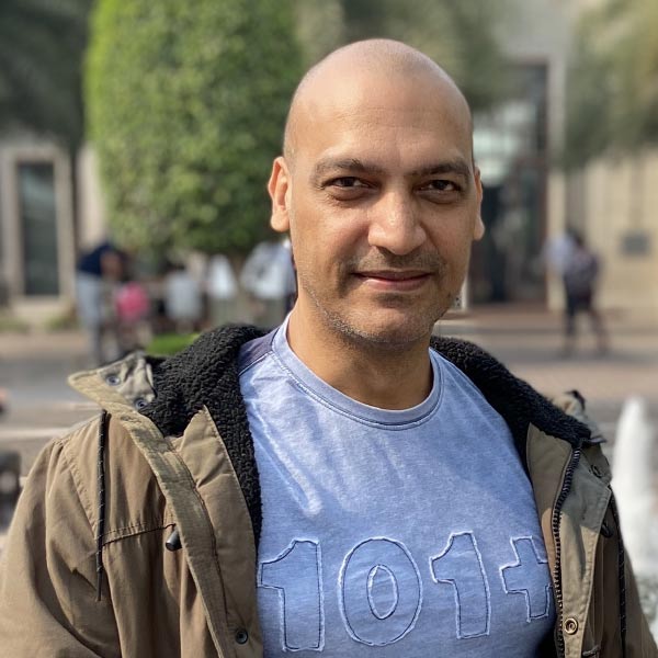 ‘গদর ২: দ্য কথা কন্টিনিউস’ ছবিতে অভিনয় করেছেন মণীশ ওয়াধওয়া। ছোট পর্দায় ‘চন্দ্রগুপ্ত ‌মৌর্য’ ধারাবাহিকে চাণক্যের চরিত্রে অভিনয় করে জনপ্রিয় হন তিনি।