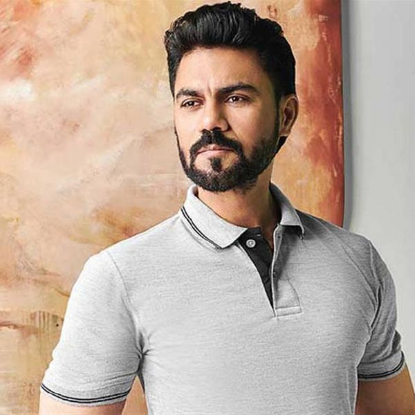 বলিপাড়া সূত্রে খবর, ‘গদর ২: দ্য কথা কন্টিনিউস’ ছবিতে পার্শ্বচরিত্রে অভিনয় করে ২৫ লক্ষ টাকা পারিশ্রমিক পাচ্ছেন গৌরব।