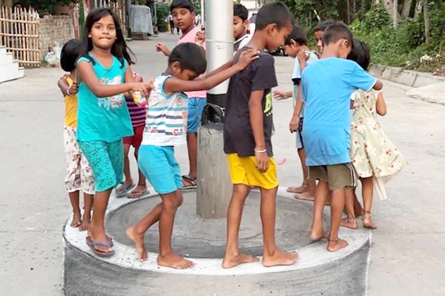 An image of the children 