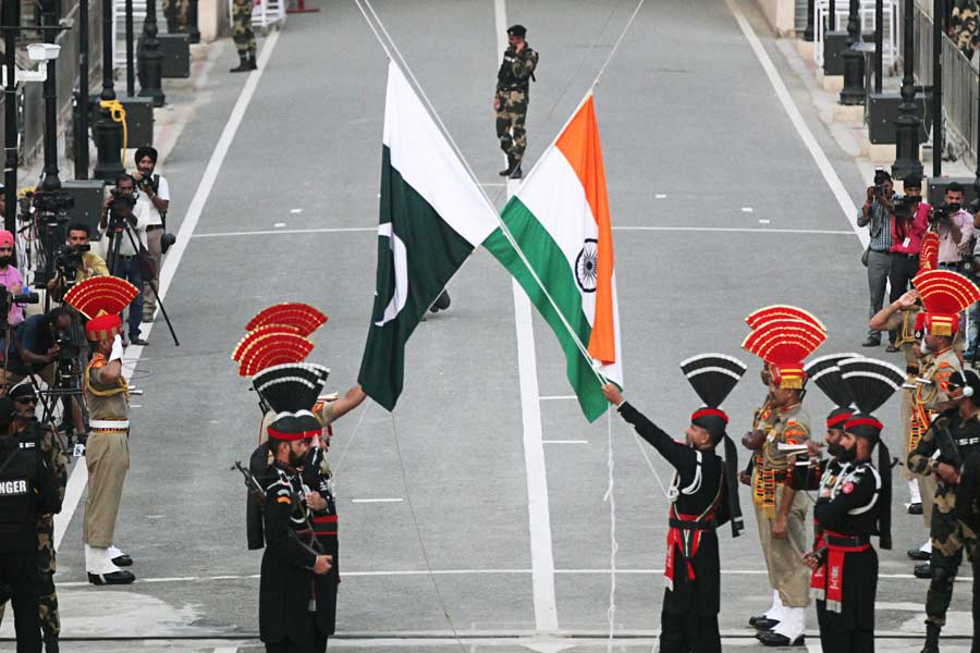 Image of beating retreat ceremony