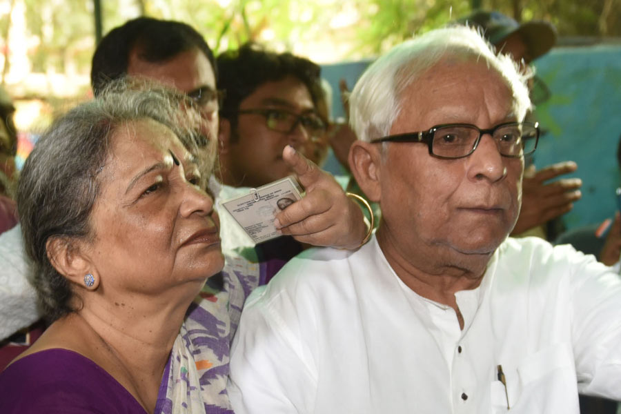 Mira Bhattacharya, wife of Buddhadeb Bhattacharya admitted in a hospital for an operation cause