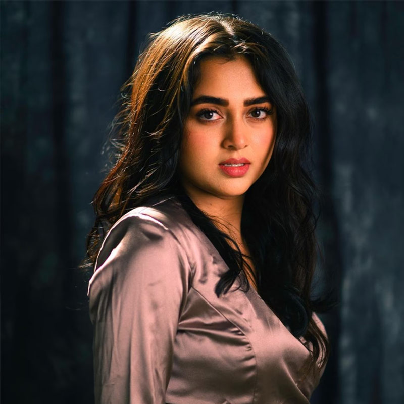 ধারাবাহিকের প্রতি পর্বে অভিনয় করে দু’লক্ষ টাকা পারিশ্রমিক পান তেজস্বী।