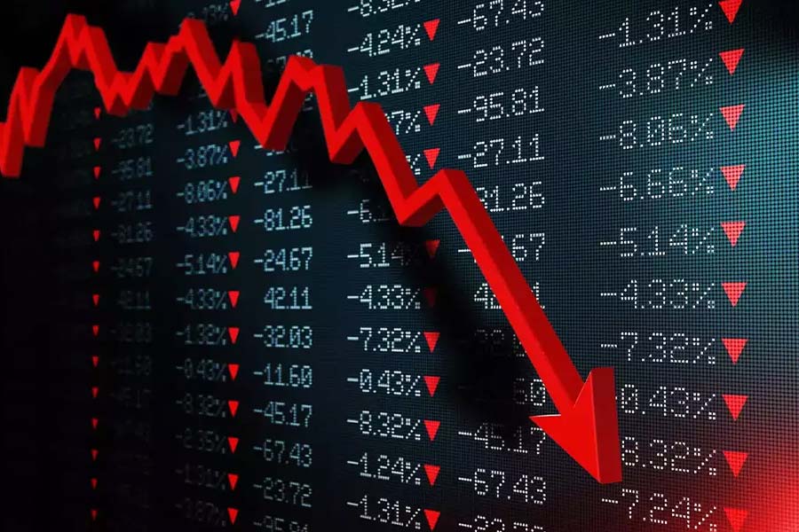 ইউরোপের সবচেয়ে বড় অর্থনীতি জার্মানি। এখন তারাও মন্দার পথে। ইউরোপের আরও ১৯টি দেশে অর্থনীতির সঙ্কটের পরিস্থিতি তৈরি হয়েছে।