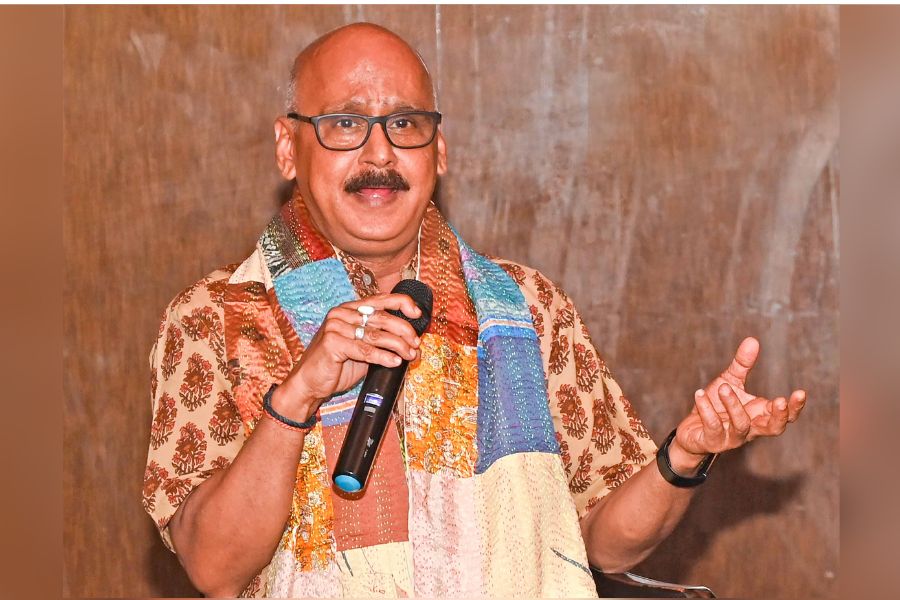 মৃত্যুঞ্জয়কুমার সিংহ, কবি ও গীতিকার