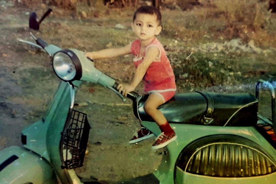 Star Jalsha Serial Tunte actor Sayed Arefin shares his childhood picture