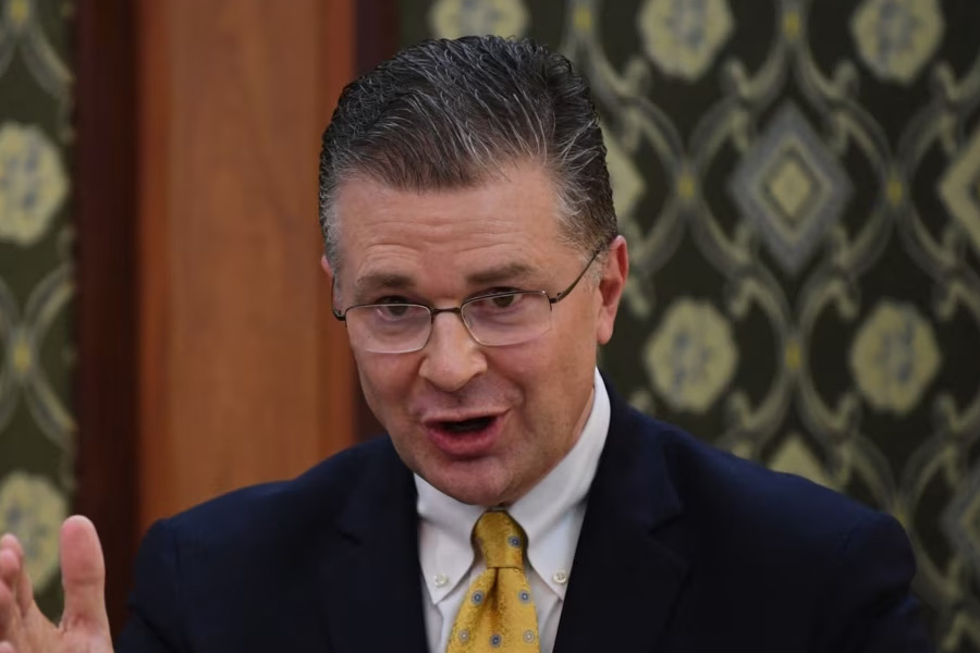 image of US diplomat