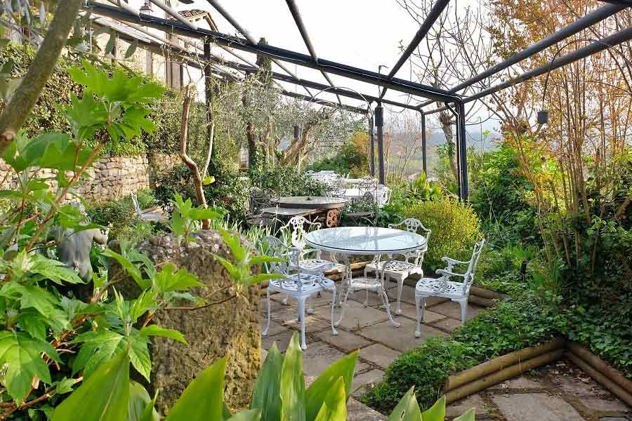 photo of  smallest restaurant