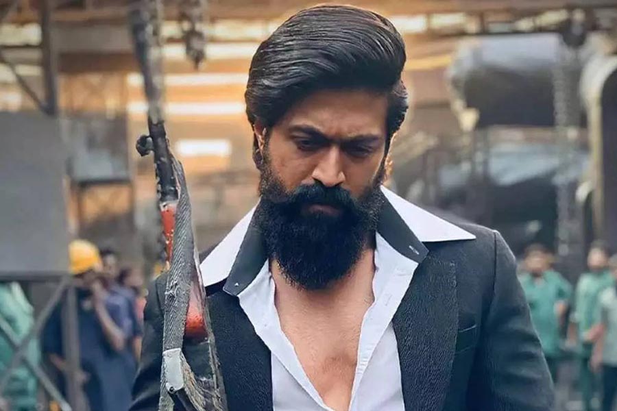 KGF Chapter 2 movie scene