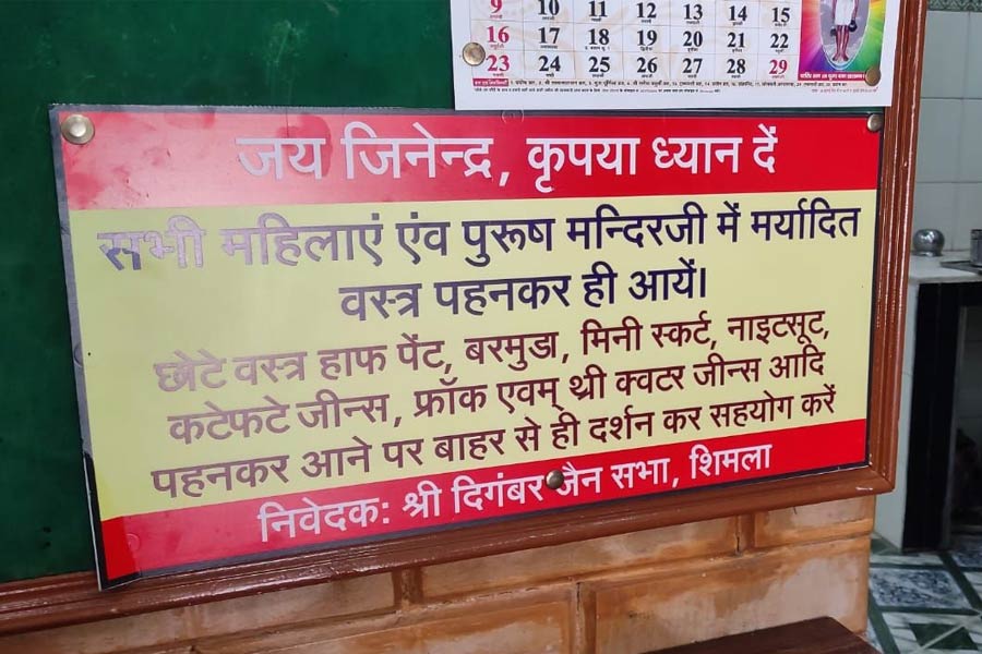 Shimla Temple bans entry with short and revealing clothes.