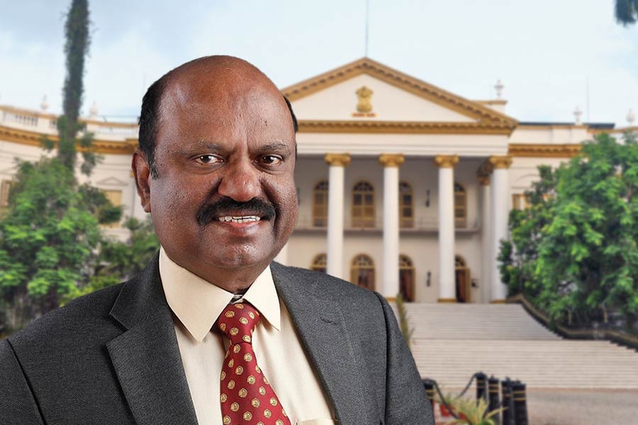 হিংসা ঠেকাতে রাজ্যপালের পদক্ষেপ, অশান্তির অভিযোগ জানাতে খোলা হল ‘শান্তিকক্ষ’