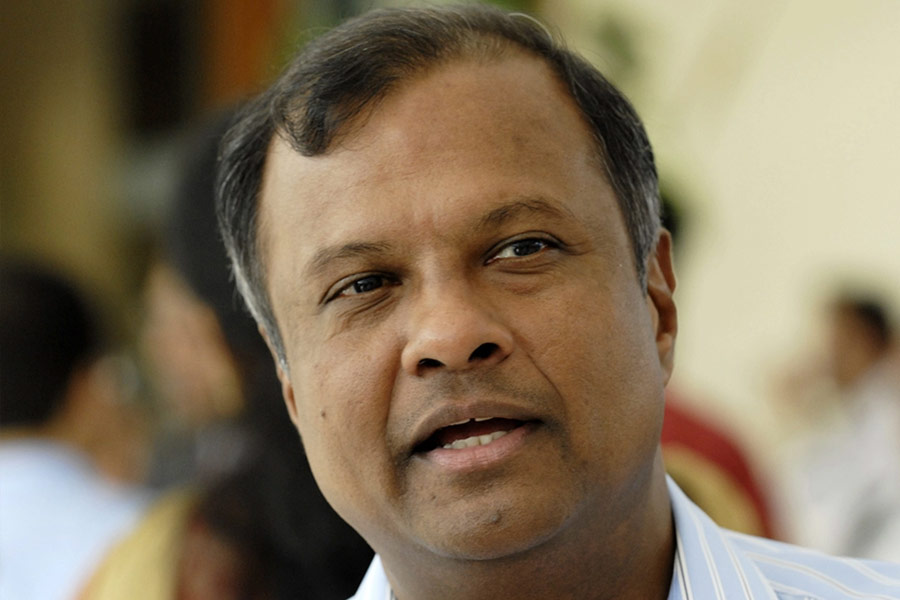 All you need to know about Anand Jain, Mukesh Ambani’s best friend and adviser, also considered as ‘Third Son’ of Dhirubhai Ambani 