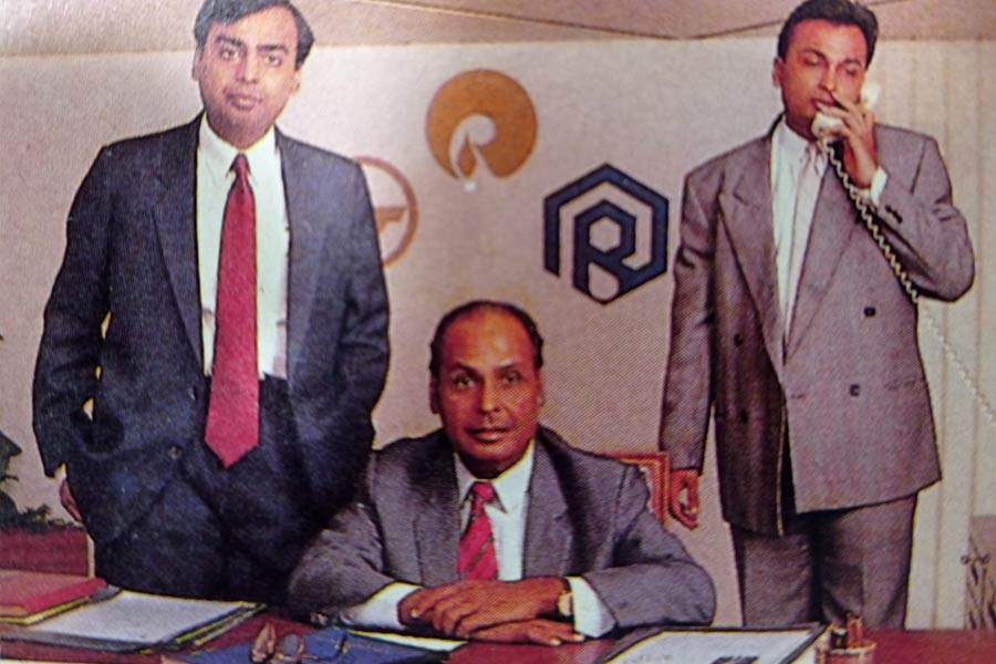 All you need to know about Anand Jain, Mukesh Ambani’s best friend and adviser, also considered as ‘Third Son’ of Dhirubhai Ambani 