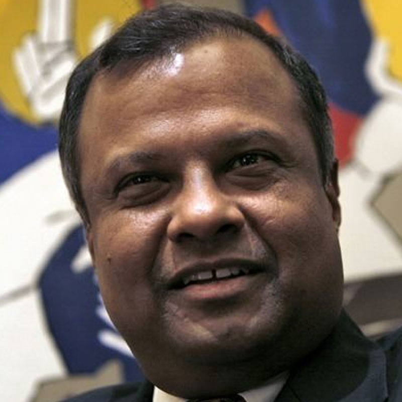 All you need to know about Anand Jain, Mukesh Ambani’s best friend and adviser, also considered as ‘Third Son’ of Dhirubhai Ambani 