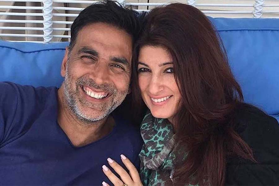 Picture Of Akshay Kumar and Twinkle khanna
