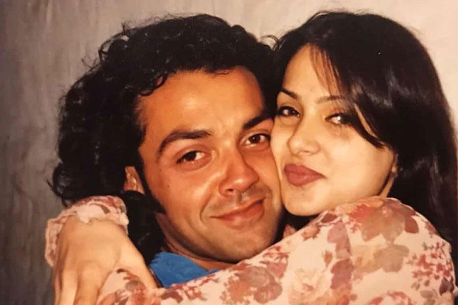 Meet Bobby Deol’s lesser-known wife Tanya Deol, who is as beautiful as a Bollywood star 