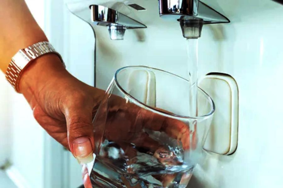 Image of water purifier.