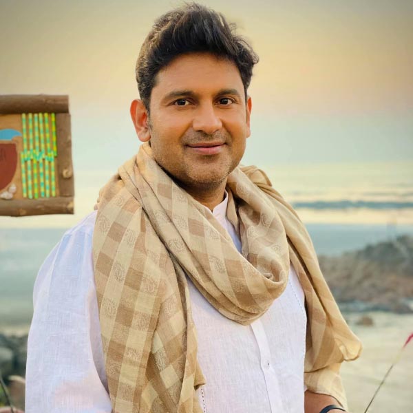 Manoj Muntashir 