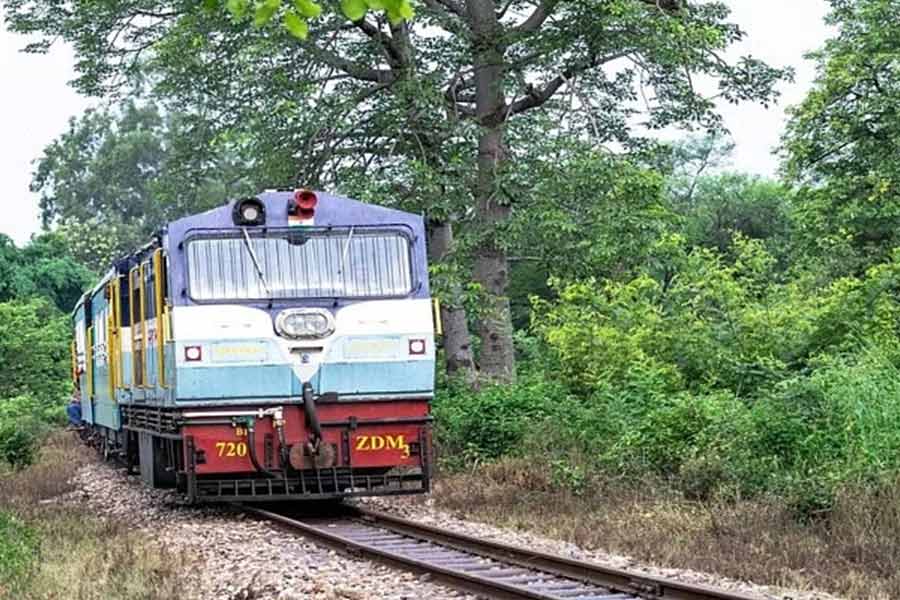 All you need to know about Train that runs daily between Nangal to Bhakar and giving free rides for the last 75 years dgtl