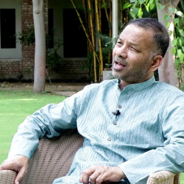 photo of Rajinder Gupta