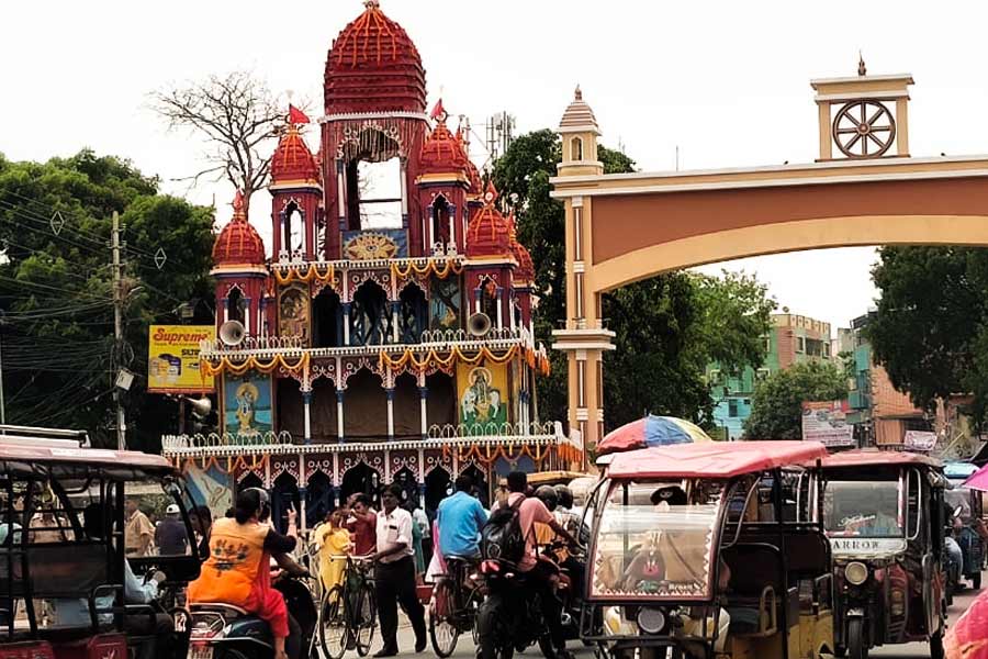 Rathayatra Watch Video Of 627 Years Old Mahesh Rath Yatra In